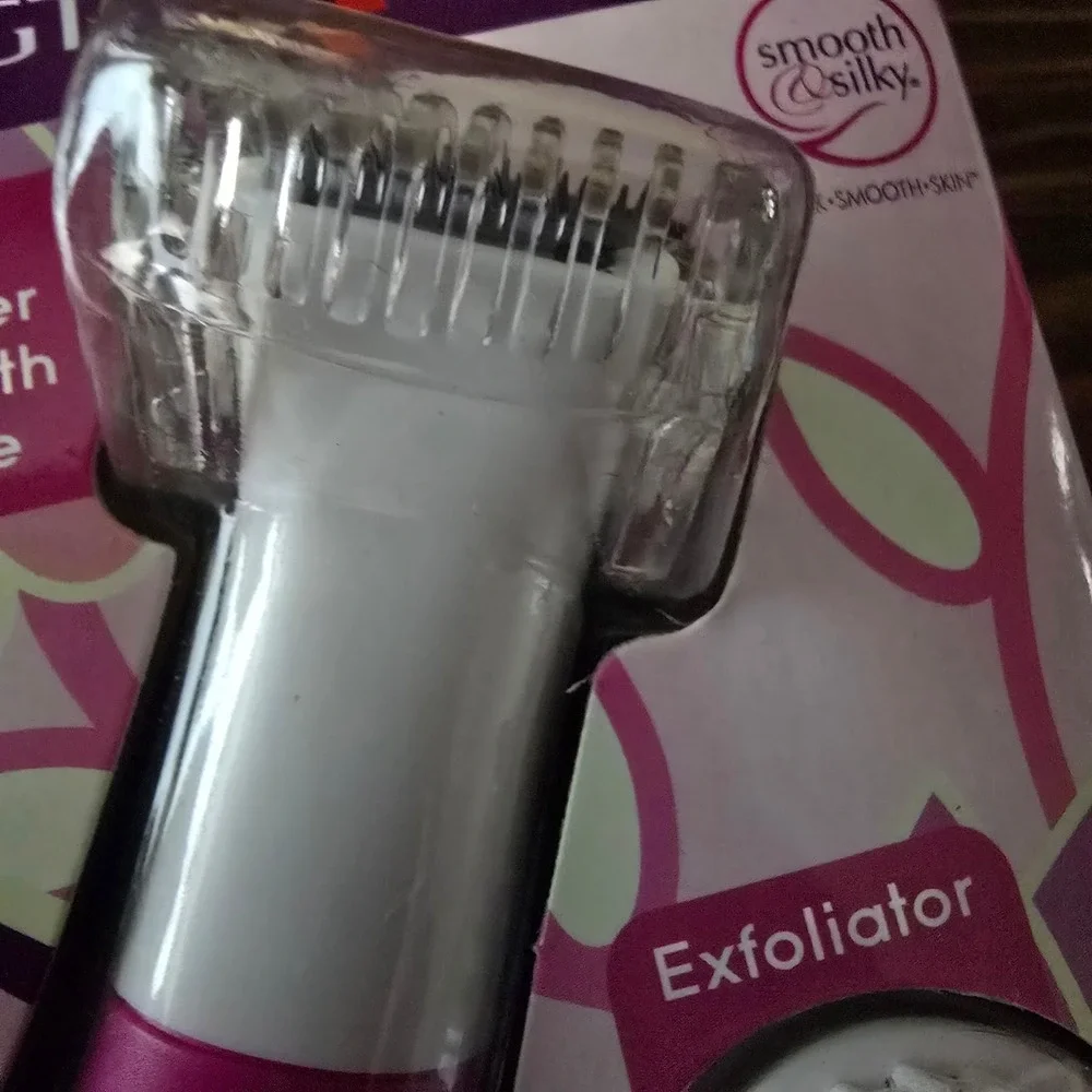 Remington Smooth & Silky Body and Bikini Kit WPG4020 Pink White Wet Dry Shaver